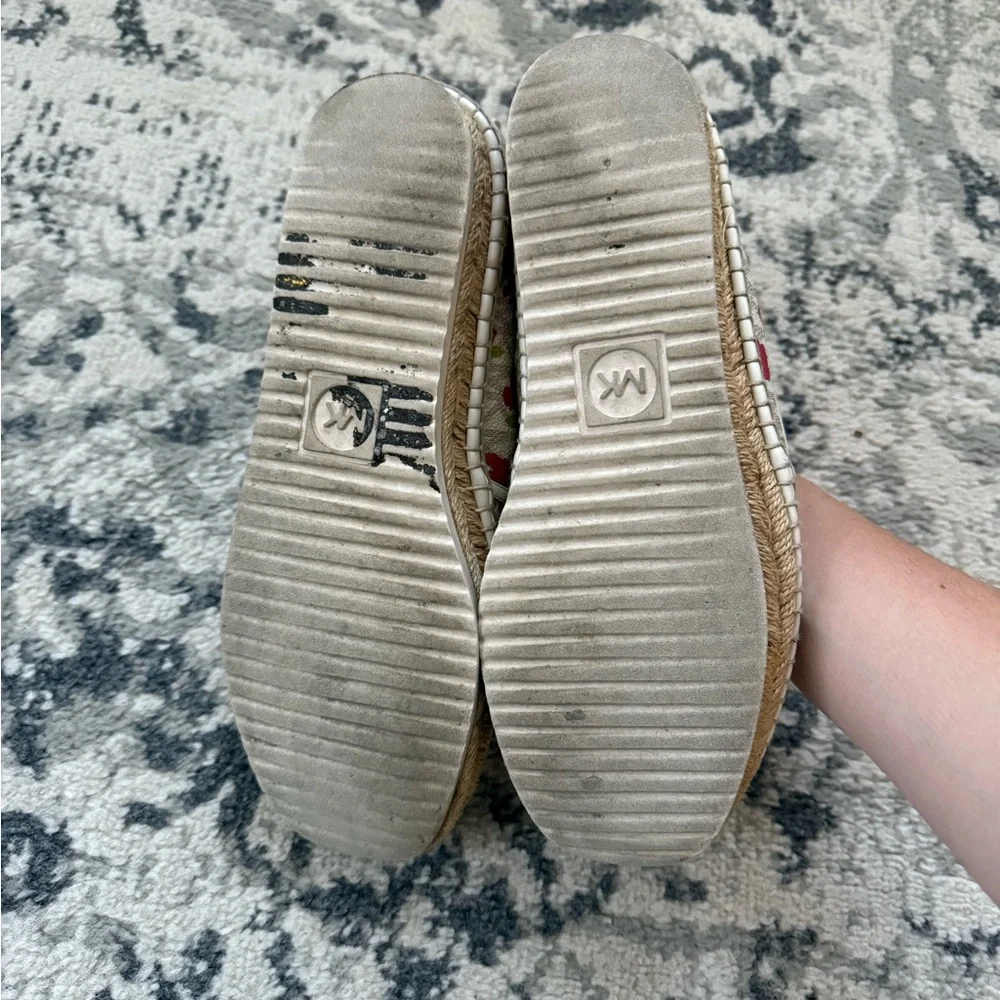 Michael Kors step into